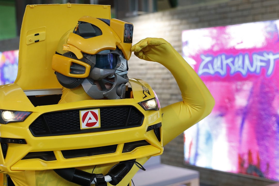 Bumble Bee (Transformer) / Bundesagentur für Arbeit / ClubZukunft